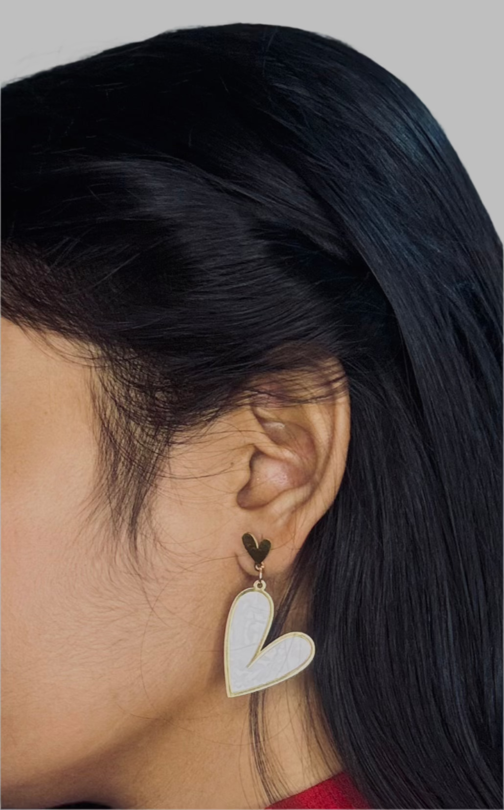 Heart-shaped design Earrings In 18k gold tone plated