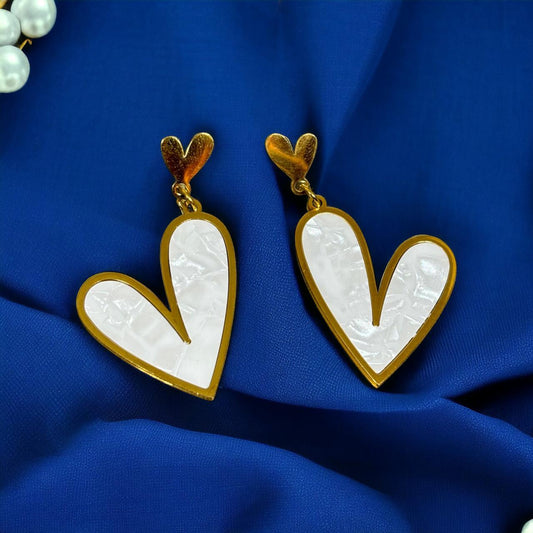 Heart-shaped design Earrings In 18k gold tone plated